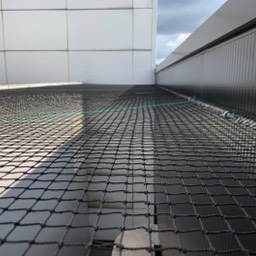 Mercedes garage Turnhout Kusters Vogelwering netten