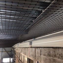 WEERT. Graandistributie bedrijf Kusters Vogelwering netten